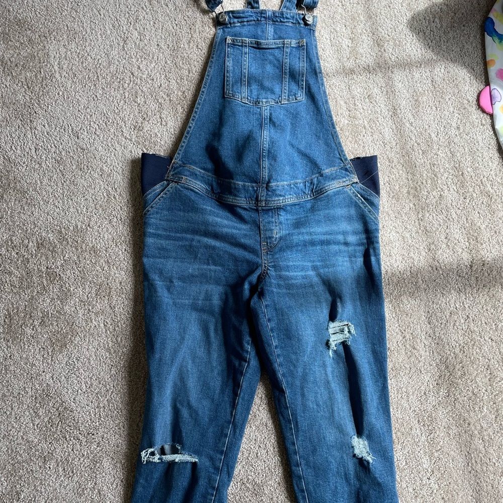 Maternity overalls